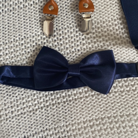 NWOT Suspenders and Bow Tie - Picture 4 of 5